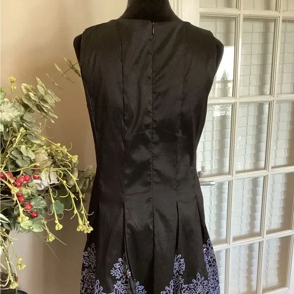 Leslie Fay Dress sz 10 beaded flare Bottom, elegant Girlhood core, formal - Picture 5 of 9